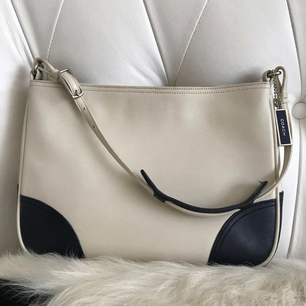 Coach Cream and Black Leather Shoulder Bag